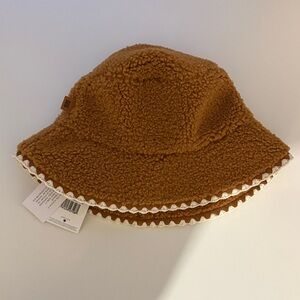 UGG Sherpa Bucket Hat